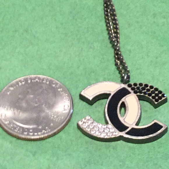 Vintage Chanel Cream Black Diamond Chanel Necklace - Picture 3 of 7